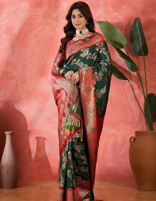 Green art silk blend woven saree 5