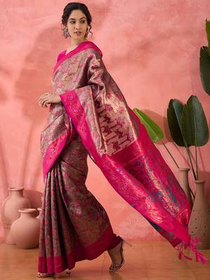 Woven jacquard silk blend pink saree 4