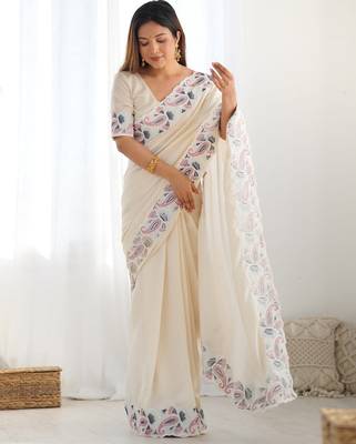Off white vichitra art silk blend saree 4