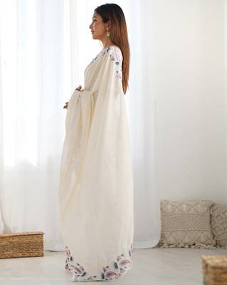 Off white vichitra art silk blend saree 5