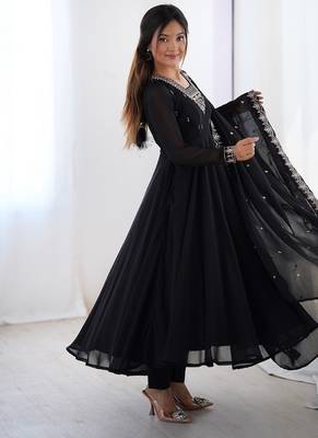 Black soft georgette with beads and zari work anarkali suit 3