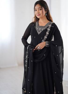 Black soft georgette with beads and zari work anarkali suit 4
