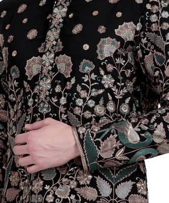 Black thread embroidered faux georgette kurta-pajama 5