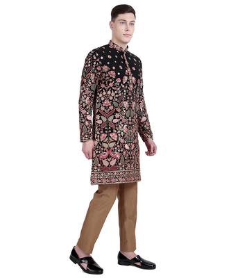 Black embroidered faux georgette kurta-pajama 5
