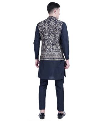 Blue embroidered viscose kurta-jacket-set 2