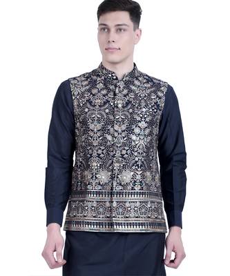 Blue embroidered viscose kurta-jacket-set 4