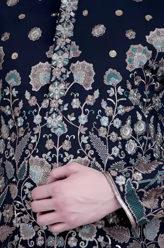 Blue floral thread embroidered viscose kurta-pajama