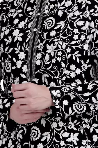 Black faux georgette floral embroidered kurta with pajama
