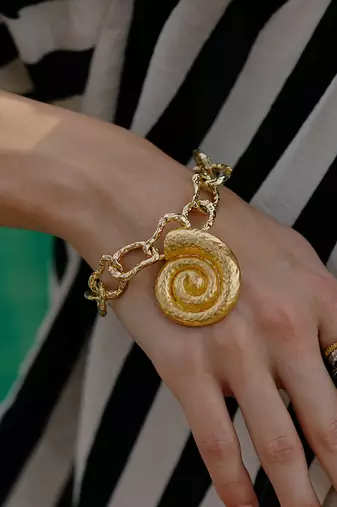 Gold finished coral shell bracelet