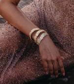 Golden cubic net cuff