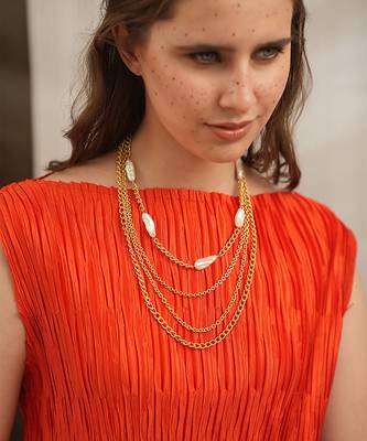 Golden concord pearl necklace 2