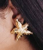 Gold seaside starfish studs