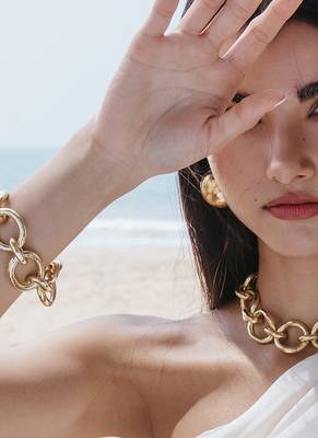 Gold heirloom studded bracelet 4