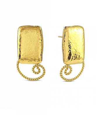 Gold finished twist earring 2