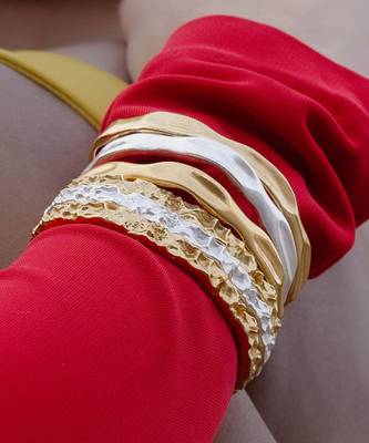 Gold finished sand bangle for women 3