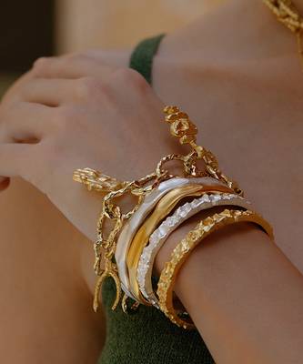 Gold finished sand bangle for women 4