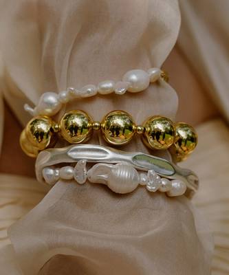 Gold finished bracelet for women 1