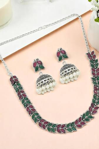 Silver oxidised leaf necklace set