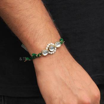 Kundan amaze rakhi with roli chawal 4