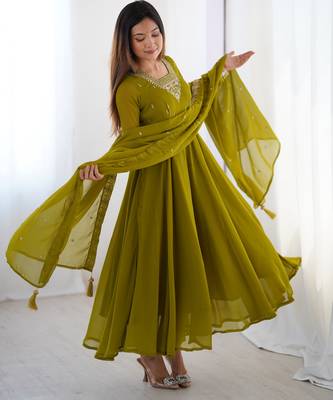 Dark Green Color Beauty Ethnic Anarkali Dress For Special Occasions 2