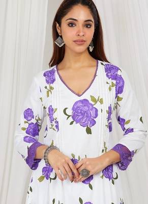 Purple floral printed Kurta set with lace detailing and kota doria dupatta 5
