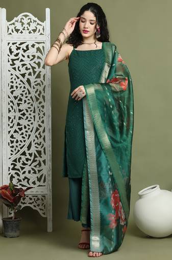 Backless designer kurta palazzo set with floral dupatta