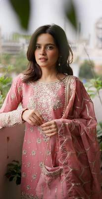 Peach Georgette Embroidered Kurta Sharara with Dupatta. 4