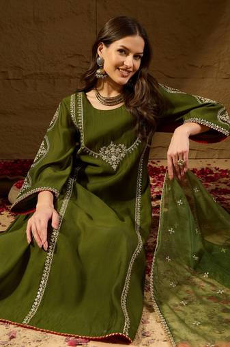 Women green silk blend embroidered a-line kurta sets