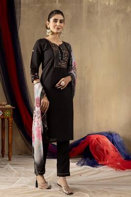 Black colour with embroidered work marin silk stitch for women 3