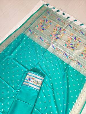 Green Paithani silk blend Zari Weaving Saree 5