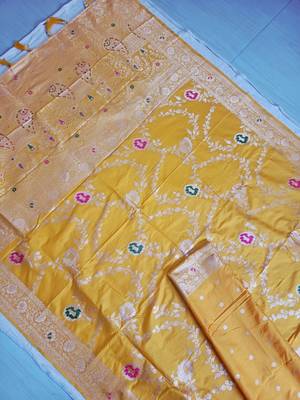 Yellow Paithani silk blend Zari Weaving Saree 5