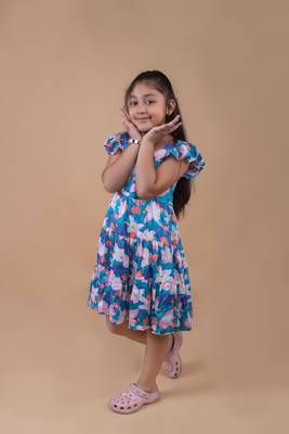 Blue Cotton Printed Mul Holiday Frock For Kids 3