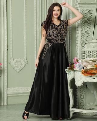 Designer Sleeve-less Jalabiya Kaftan With Intricate Gold Embroidery 3