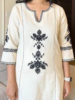 Embroidered A-Line Thread Work Cotton Kurta With Trousers 4