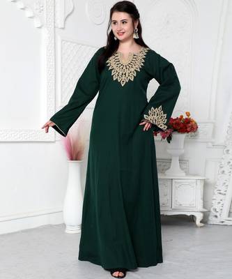 Dori Embroidery Jalabiya In Dark Green in Gold Leaf Pattern 2