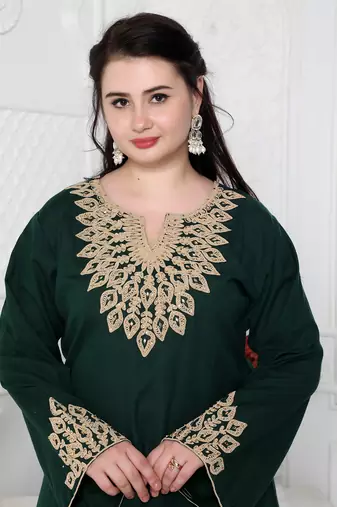 Dori Embroidery Jalabiya In Dark Green in Gold Leaf Pattern
