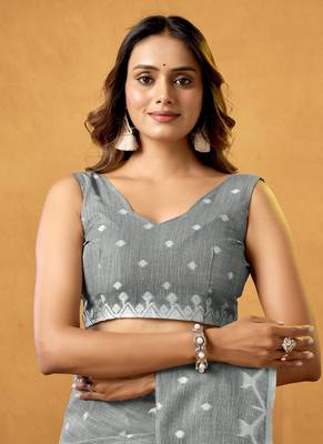 Grey floral cotton floral jamdani saree 4