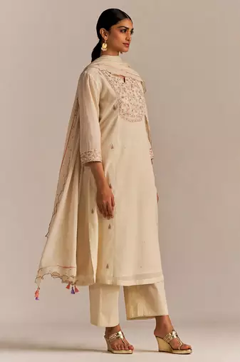 Buttercream embroidered kurta set
