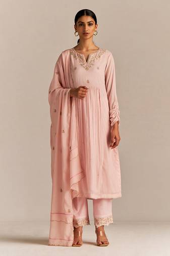 Crystal pink embroidered kurta set