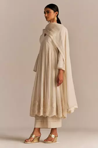 Off-white mul-mul anarkali kurta set
