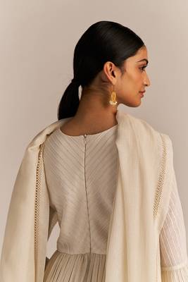 Off-white mul-mul anarkali kurta set 2