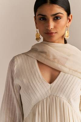 Off-white mul-mul anarkali kurta set 5