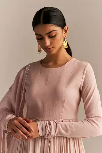 Mauve chalk mul-mul anarkali kurta set