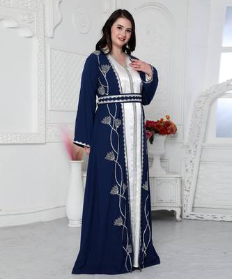 Floral Pattern Embroidery Kaftan With Cut Dana 4