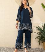 Women blue silk blend solid embroidered coord sets