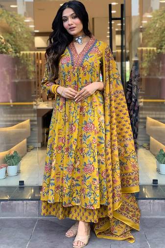 women's pure cotton jaipuri printed kurta & palazzo with dupatta