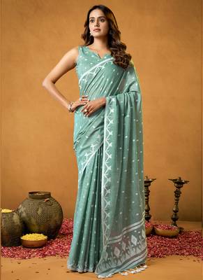 pastel green spun floral cotton jamdani saree 2