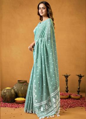pastel green spun floral cotton jamdani saree 3
