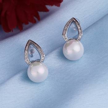 Elegant oval shape pearl silver plated stud earring for women and girls 1