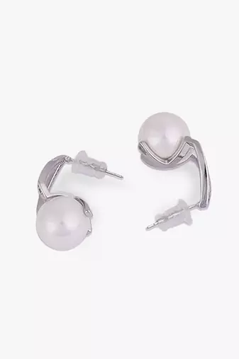Elegant oval shape pearl silver plated stud earring for women and girls